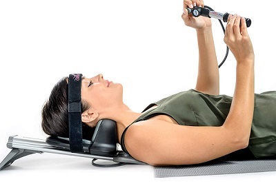 how to use comfotrac neck traction unit