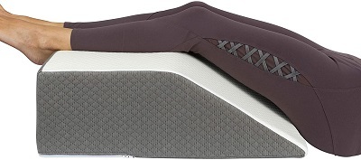 Kolbs leg elevation pillow for back sleeping spine support